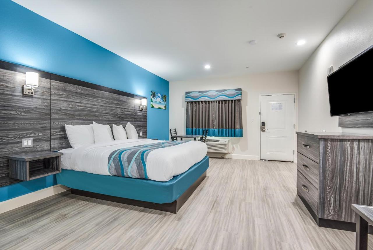 Americas Best Value Inn & Suites Houston At Hwy 6 Exterior foto
